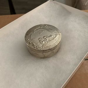 Vintage Silver 800 Round Box